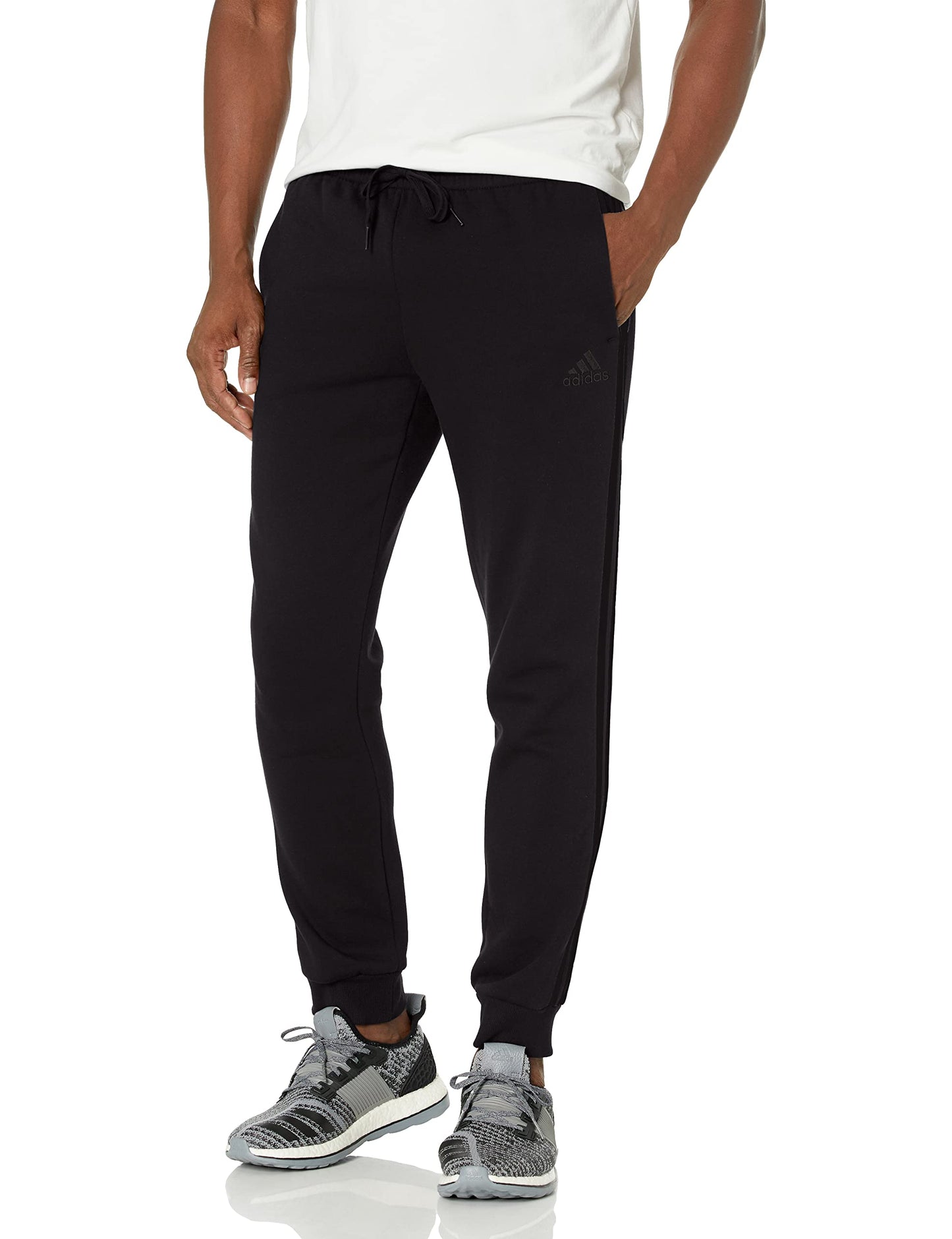 Men's Essentials Fleece Tapered Cuff 3-Stripes Pants