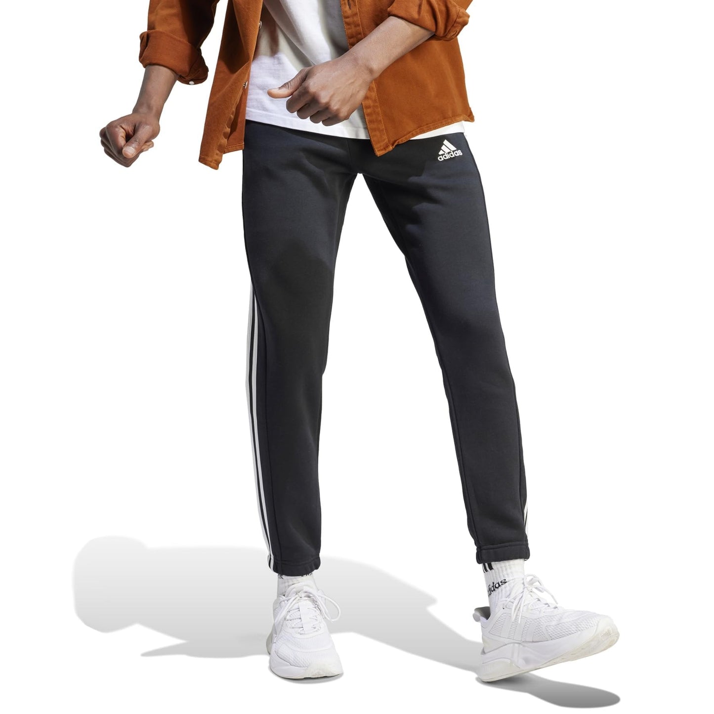 Men's Essentials Fleece Tapered Cuff 3-Stripes Pants