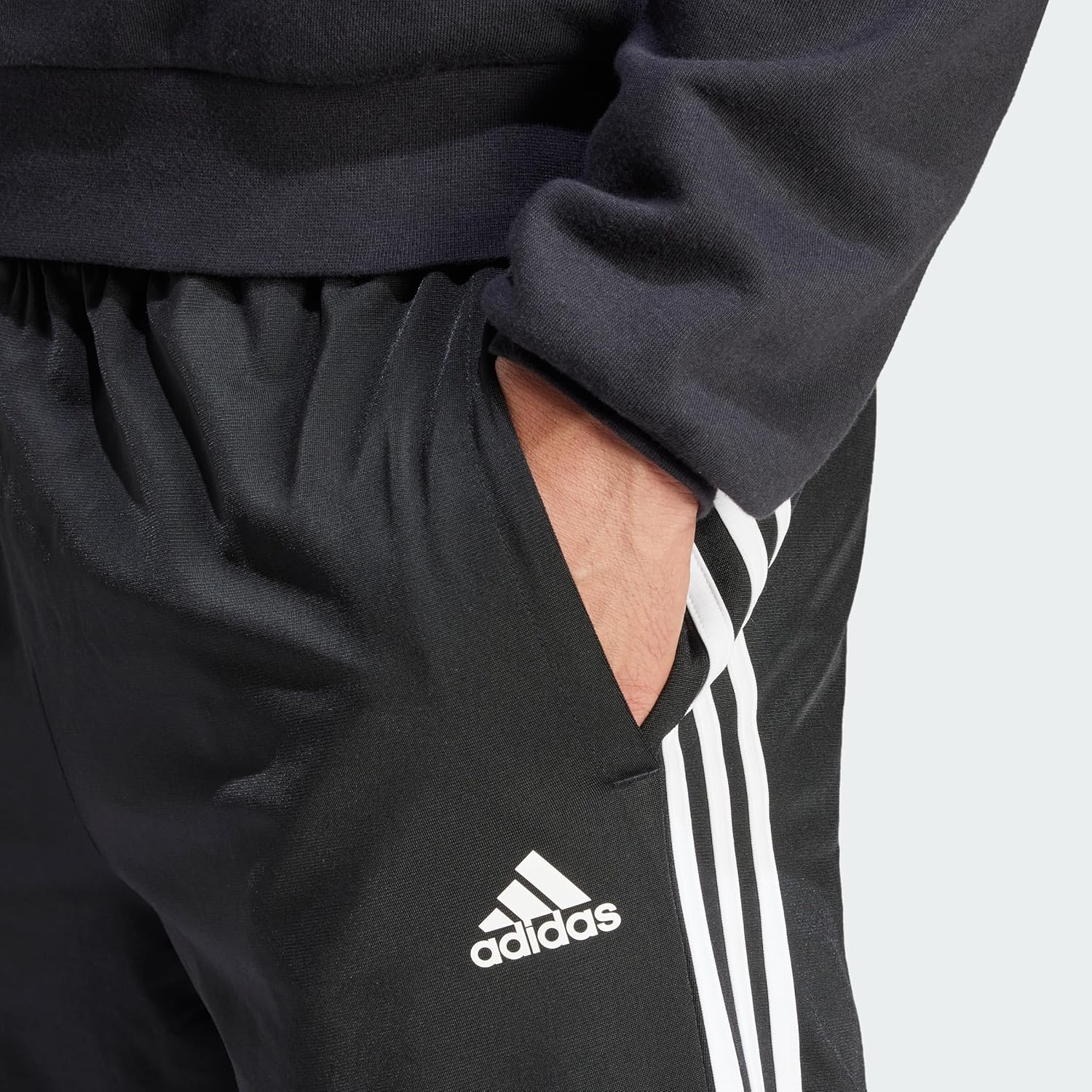 Men's Essentials 3-Stripes Tricot Jogger Pants